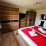 Panorama-wohnung-im-gruenem *