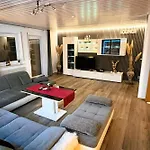 דירה Panorama-wohnung-im-gruenem *