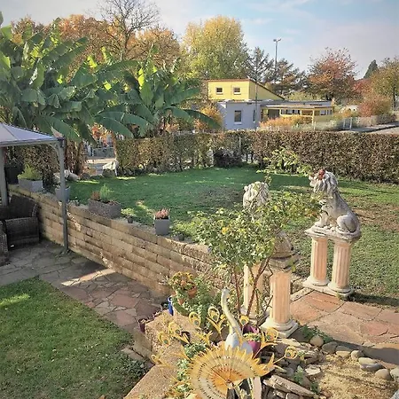 Panorama-wohnung-im-gruenem * Allensbach