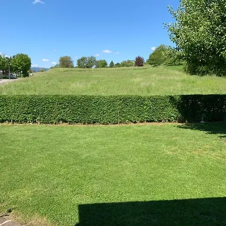 Panorama-wohnung-im-gruenem