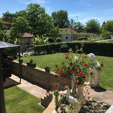 Daire Panorama-wohnung-im-gruenem Allensbach