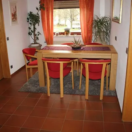 Panorama-wohnung-im-gruenem Daire Allensbach