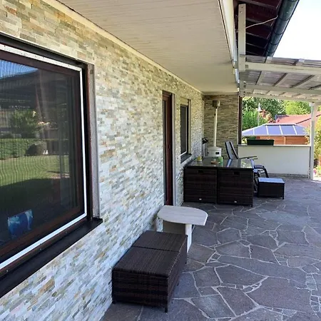 Panorama-wohnung-im-gruenem * Allensbach