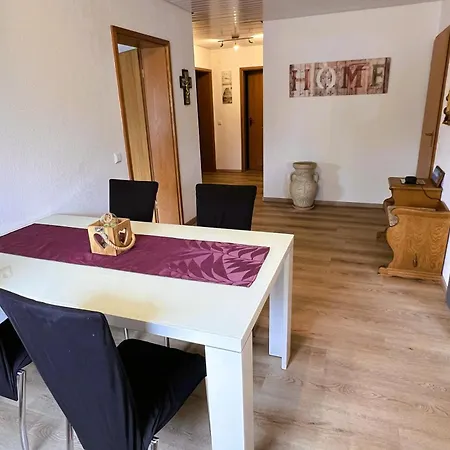 Panorama-wohnung-im-gruenem אלנסבאך