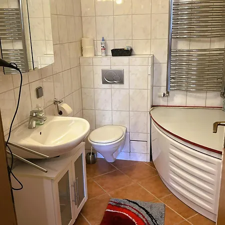 דירה Panorama-wohnung-im-gruenem *